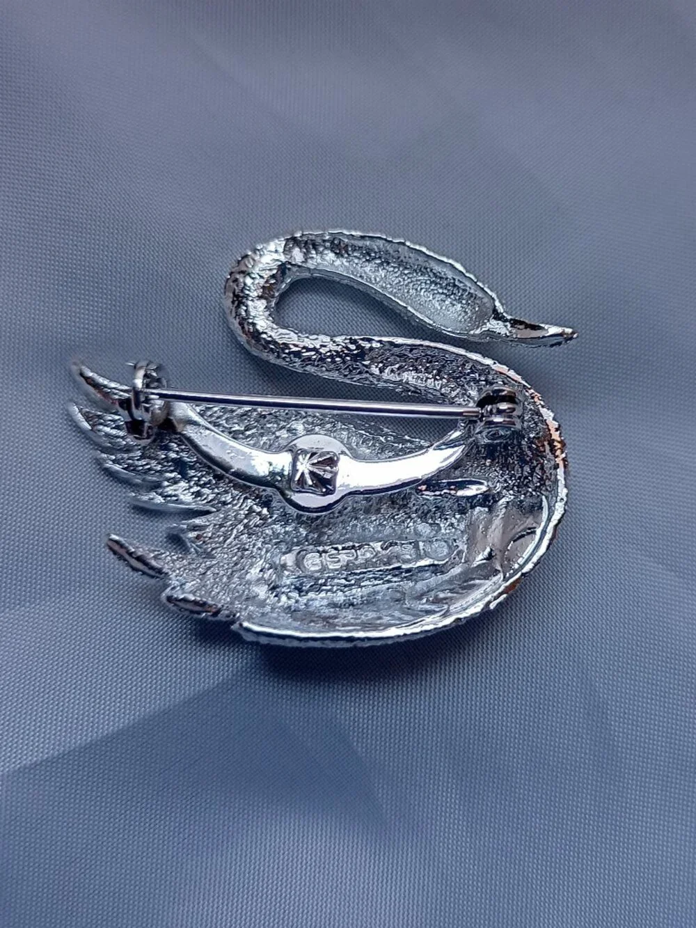 Gerry's Silver Tone Swan Brooch